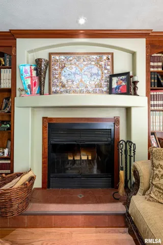 $459,000 | 1300 West Brewster Road, Herrin, IL 62948