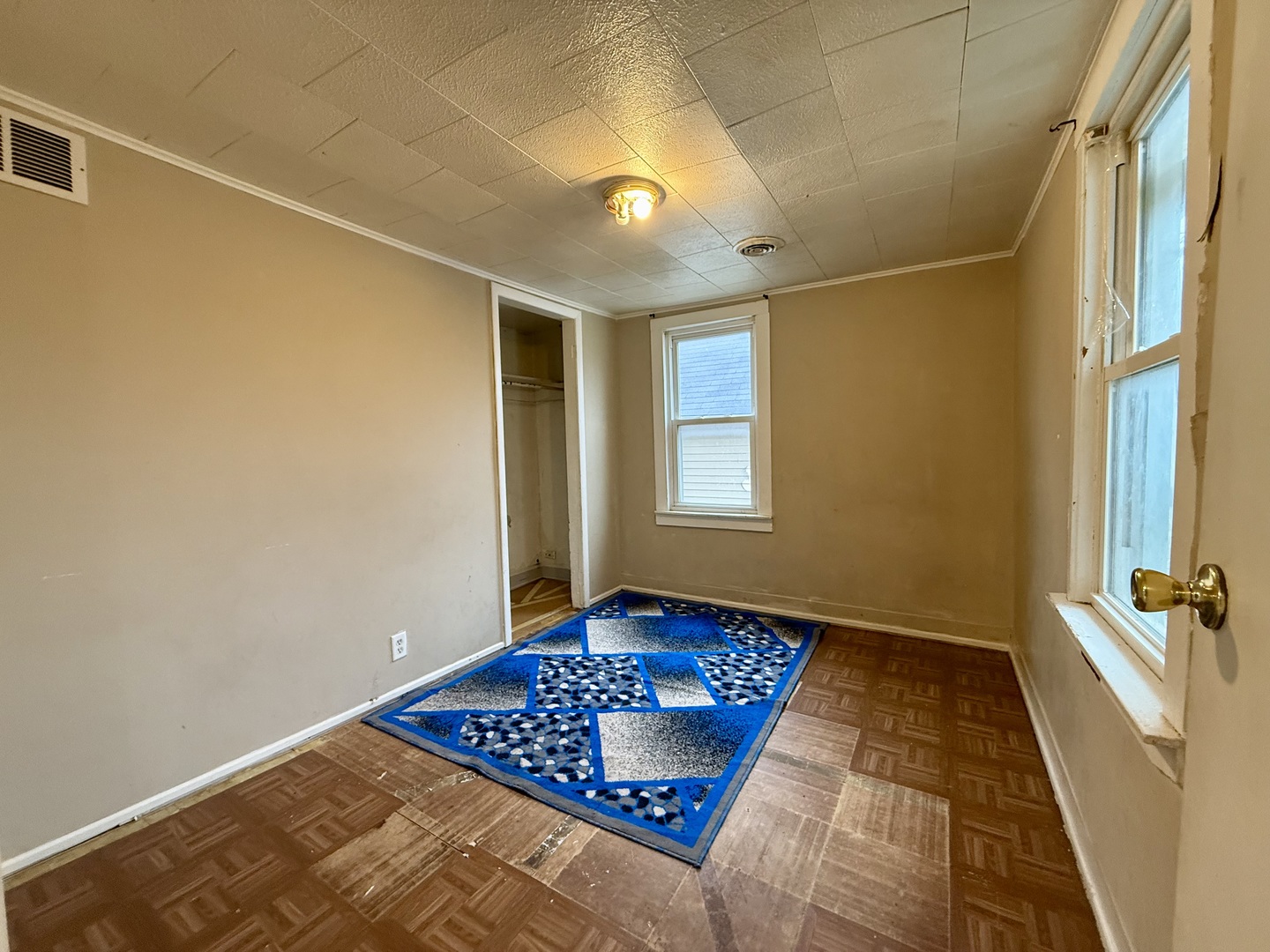 723 Richards Street, Unit 2 Joliet, IL 60433 - Photo 8 of 13 a view of an empty room