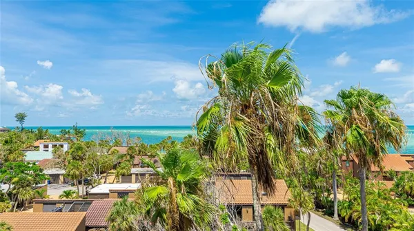 $15,000 | 22 Sandy Cove Road, Unit 105, Sarasota, FL 34242