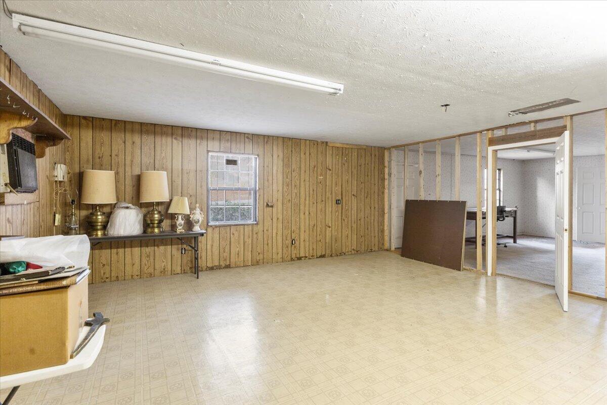319 Cannon Road LaFayette, GA 30728 - Photo 11 of 17 20260106200749839122000000-o