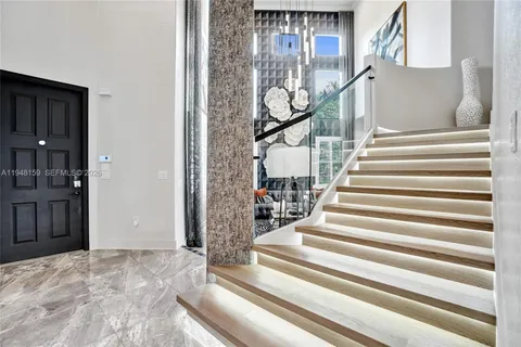 a view of entryway and hall