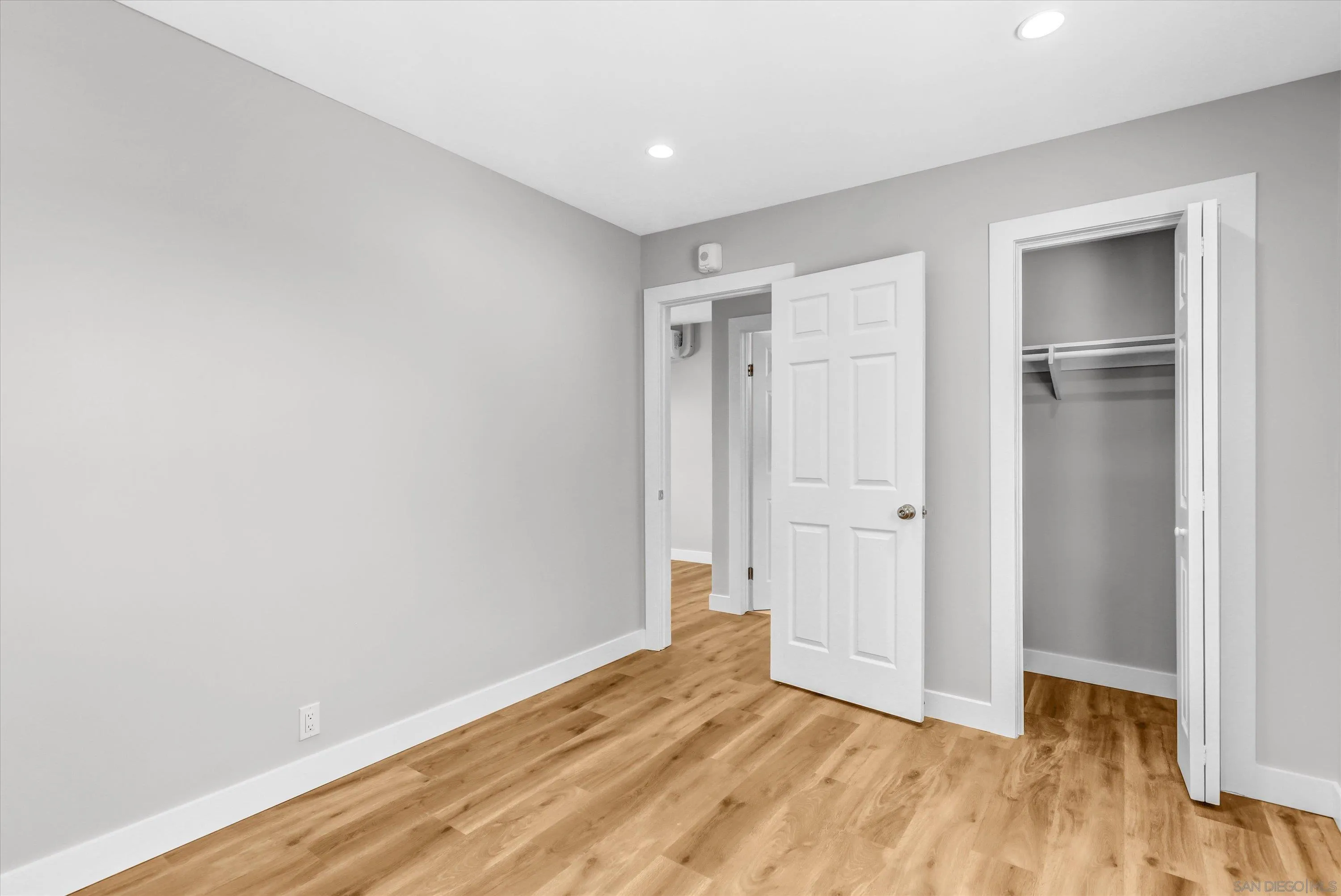 520 Pearl Street, Unit 2 La Jolla, CA 92037 - Photo 6 of 14