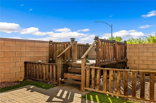 $389,900 | 2341 Thornwood Castle Drive, Laughlin, NV 89029