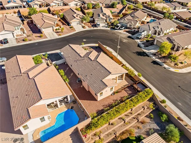 $389,900 | 2341 Thornwood Castle Drive, Laughlin, NV 89029