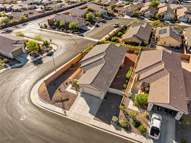 $389,900 | 2341 Thornwood Castle Drive, Laughlin, NV 89029