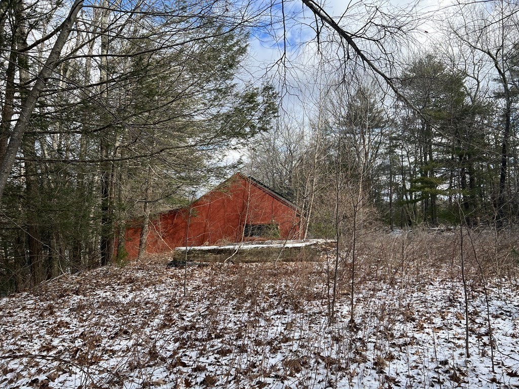 17 Shepard Road Sturbridge, MA 01566 - Photo 4 of 9 Gallery Image 4