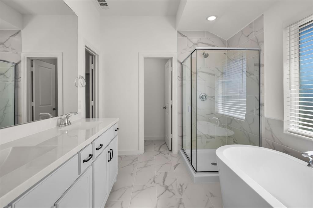 1143 Queensdown Way Forney, TX 75126 - Photo 23 of 40