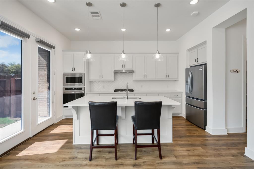 1143 Queensdown Way Forney, TX 75126 - Photo 7 of 40