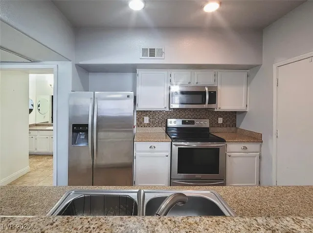 $1,400 | 7255 West Sunset Road, Unit 1094, Las Vegas, NV 89113