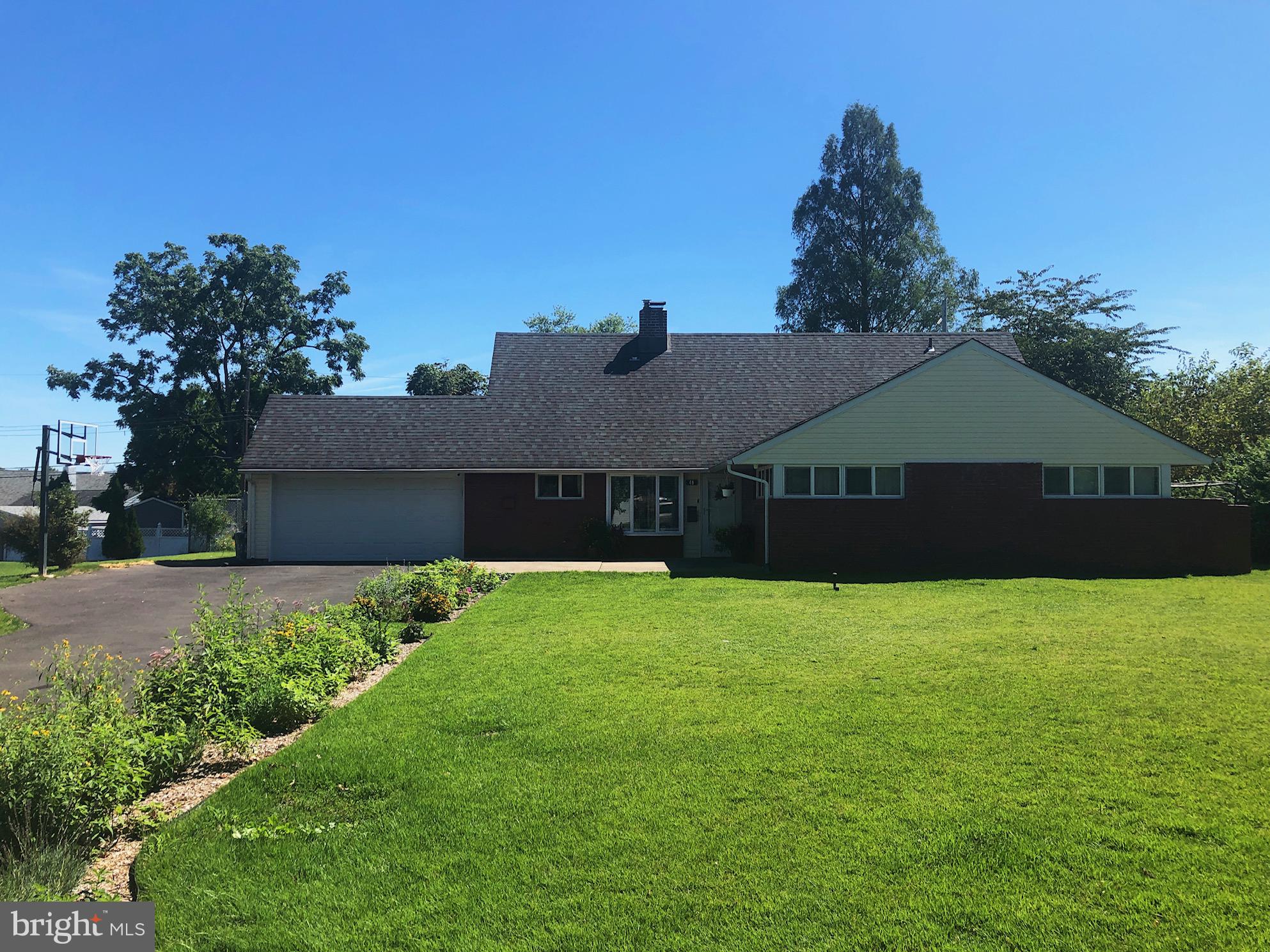 48 Sugarplum Road Levittown, PA 19056 - Photo 1 of 40 Gallery Image 1