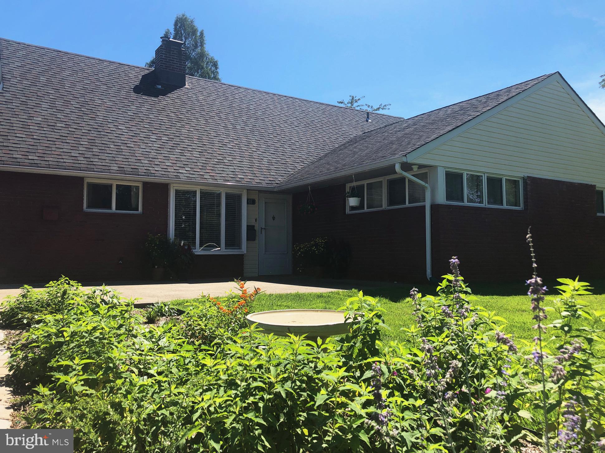 48 Sugarplum Road Levittown, PA 19056 - Photo 2 of 40 Gallery Image 2