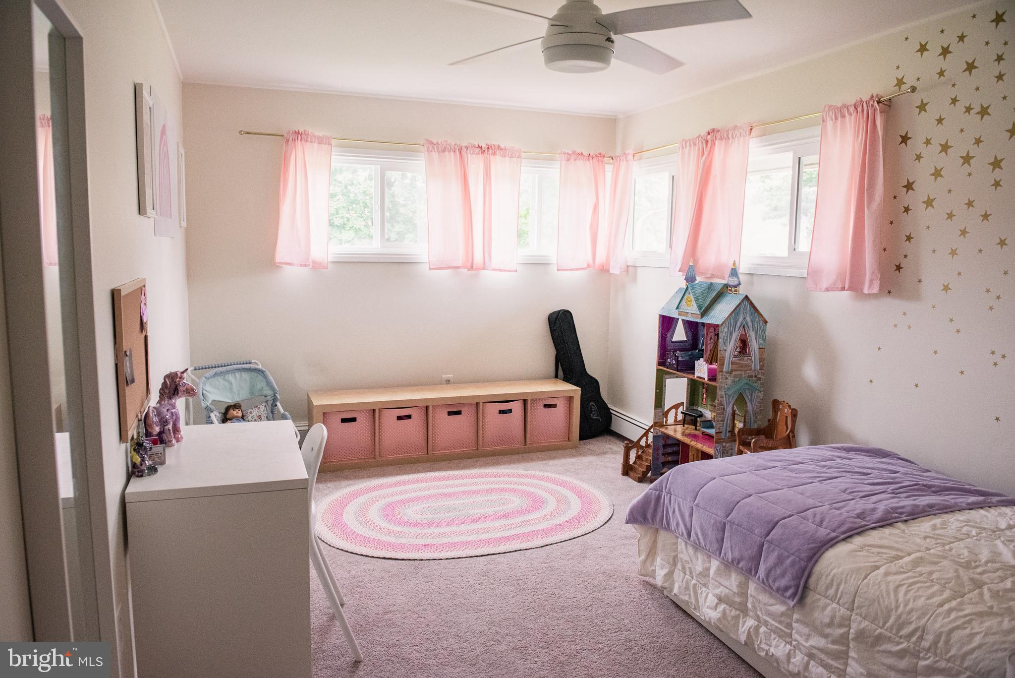 48 Sugarplum Road Levittown, PA 19056 - Photo 22 of 40 Gallery Image 22