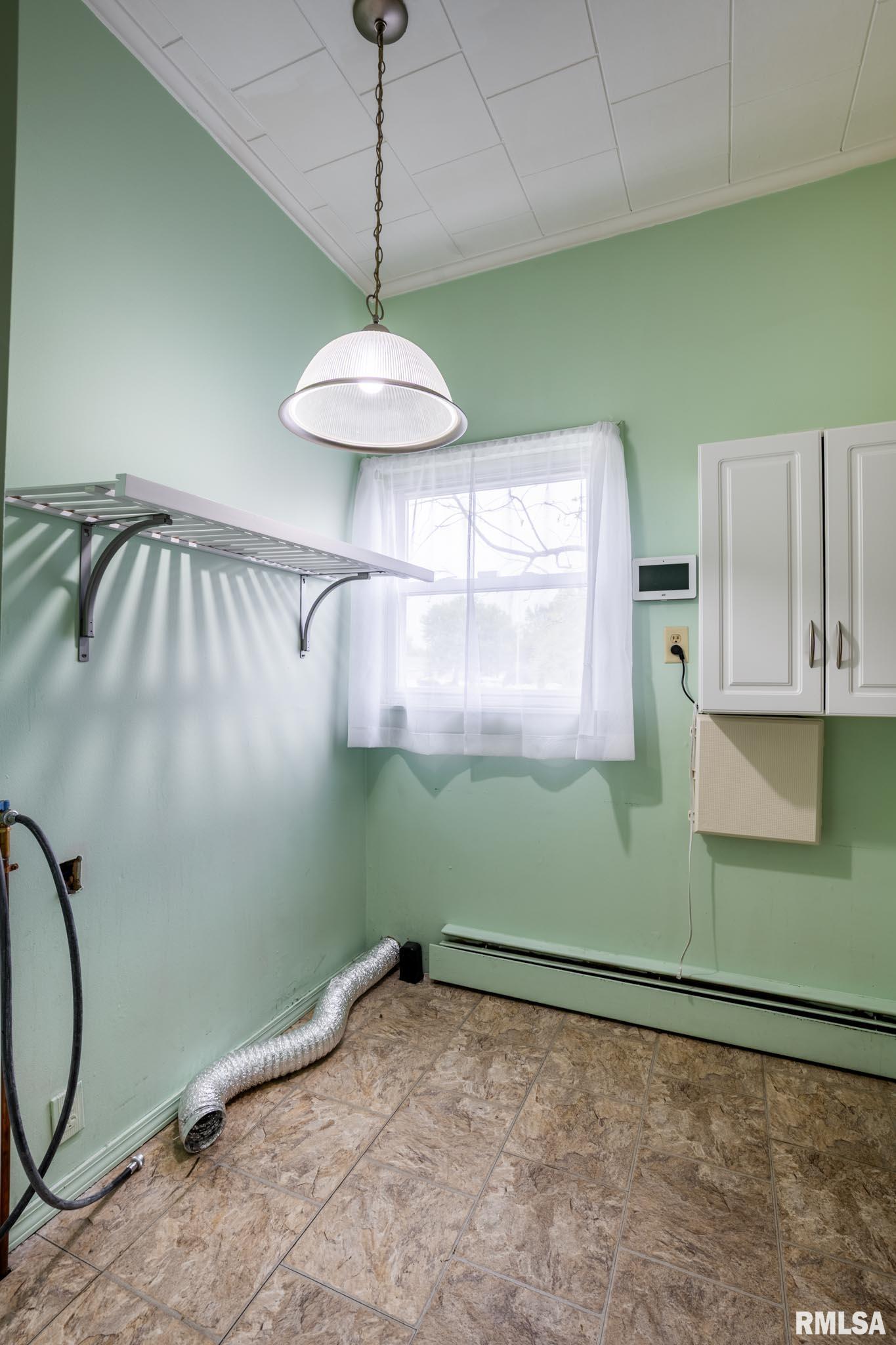 917 South 11th Street Herrin, IL 62948 - Photo 12 of 25