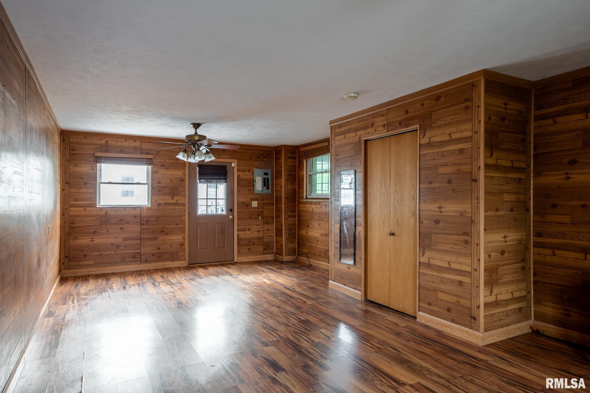 917 South 11th Street Herrin, IL 62948 - Photo 17 of 25