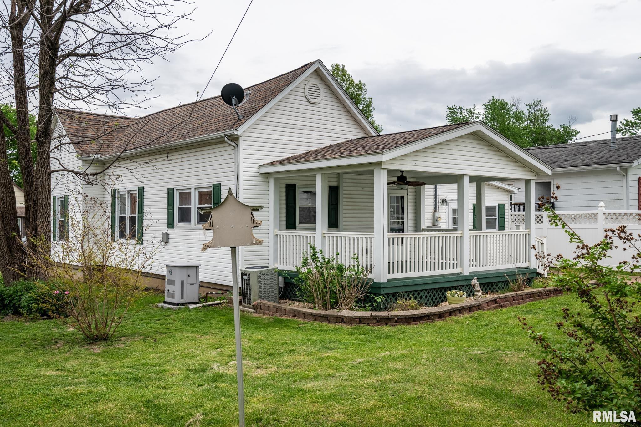 917 South 11th Street Herrin, IL 62948 - Photo 21 of 25