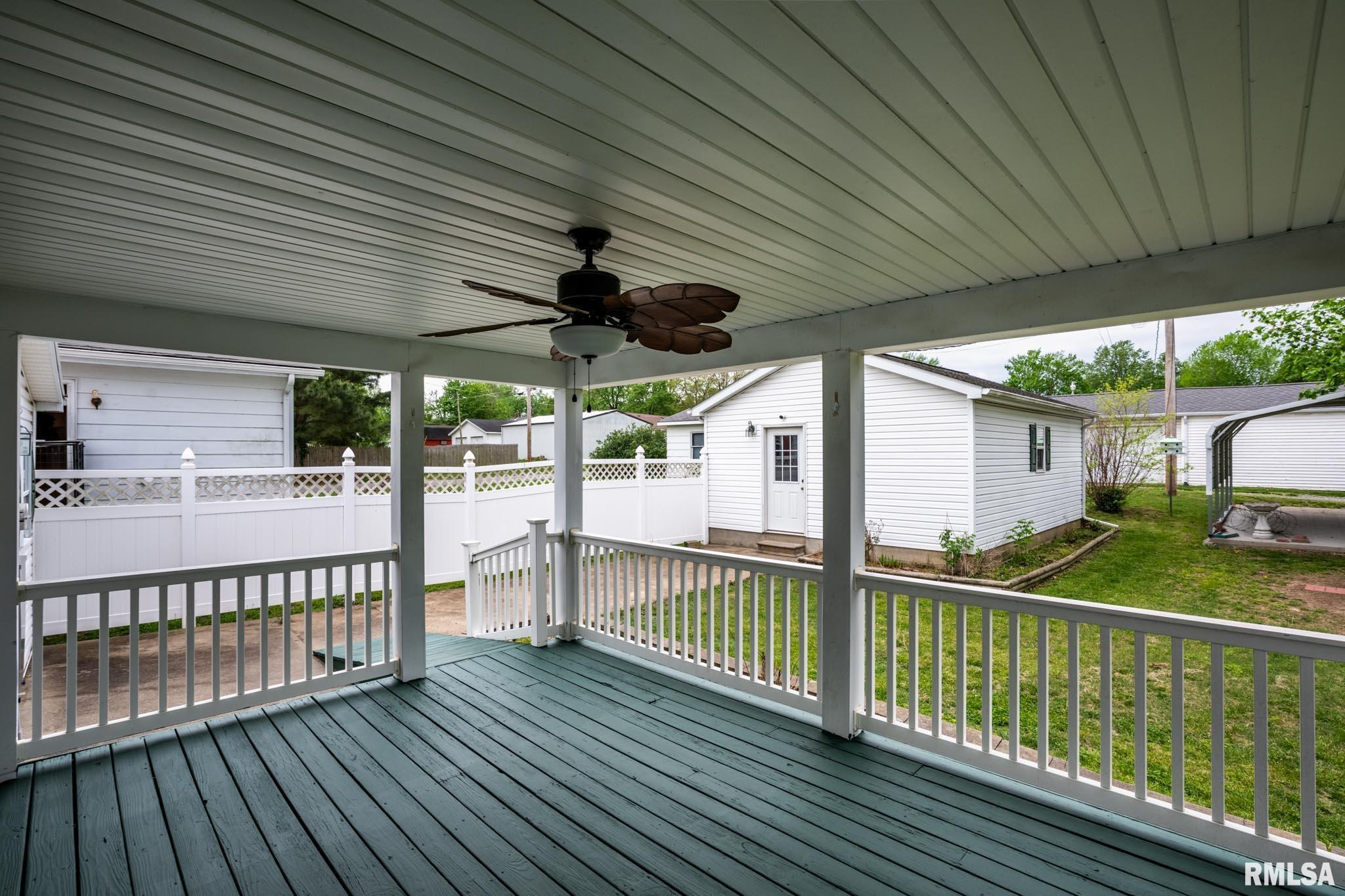 917 South 11th Street Herrin, IL 62948 - Photo 24 of 25