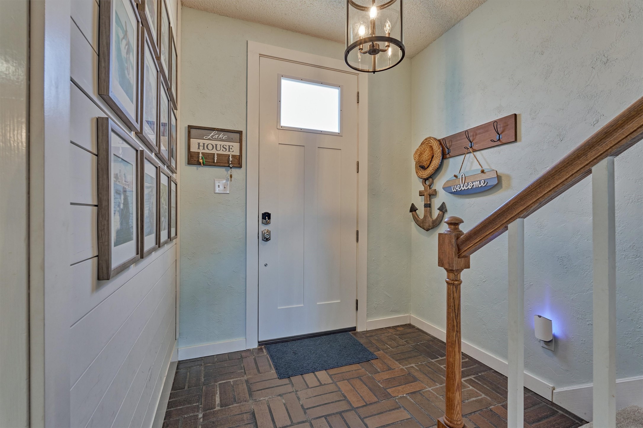 1428 Bowsprit Point Willis, TX 77318 - Photo 9 of 47 a view of an entryway with staircase