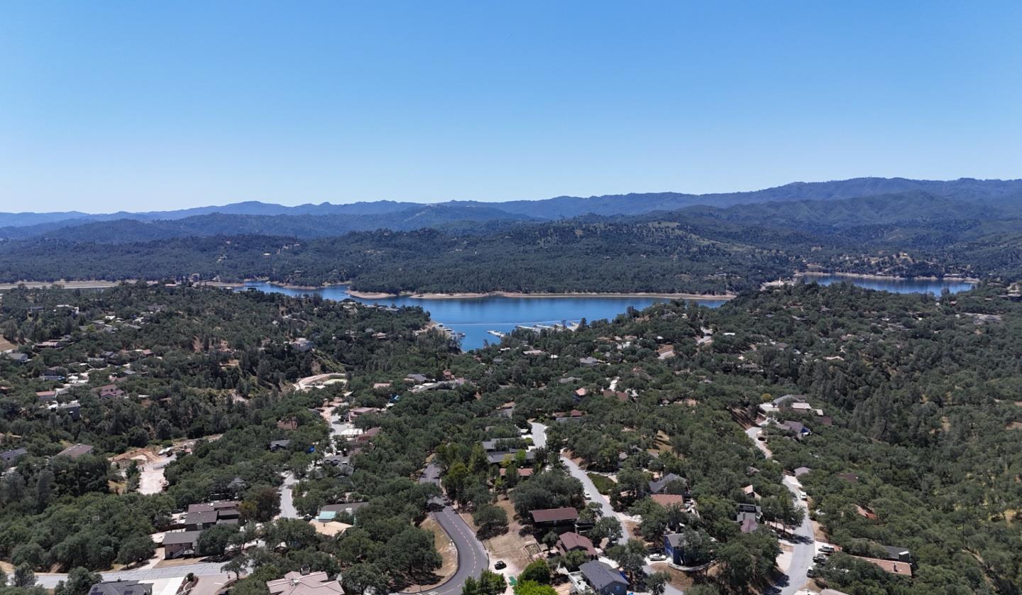 2188 Ridge Rider Road Bradley, CA 93426 - Photo 3 of 47