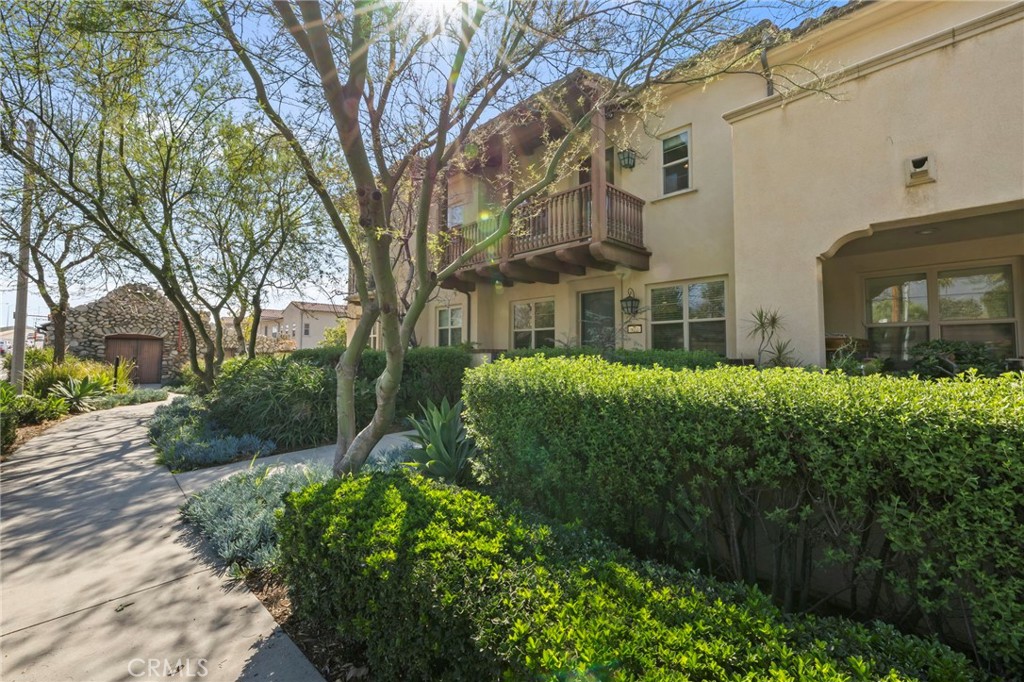 922 East Baseline Road Claremont, CA 91711 - Photo 3 of 35