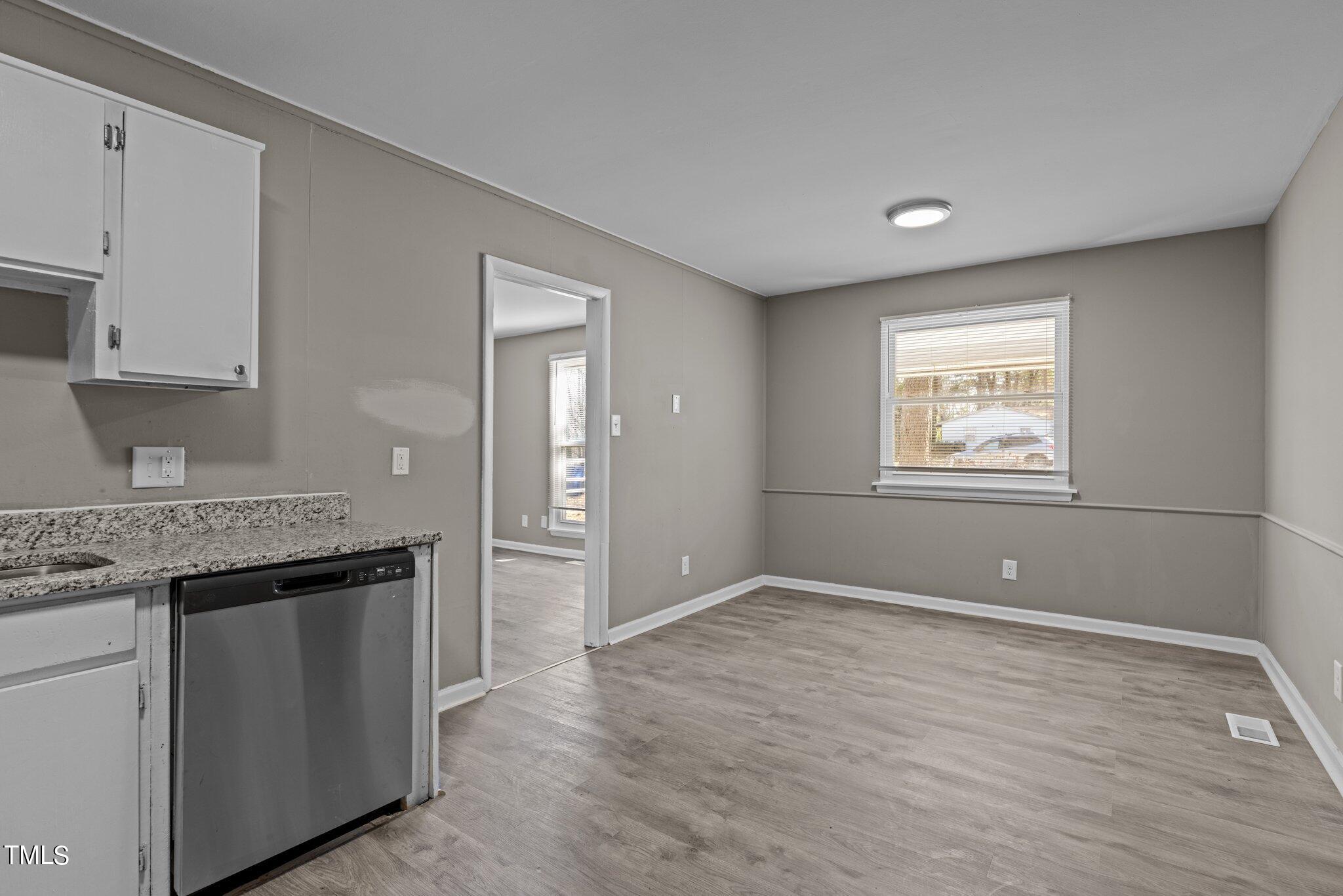 608 Essington Place Raleigh, NC 27603 - Photo 13 of 43 17-web-or-mls-8Y3A0188