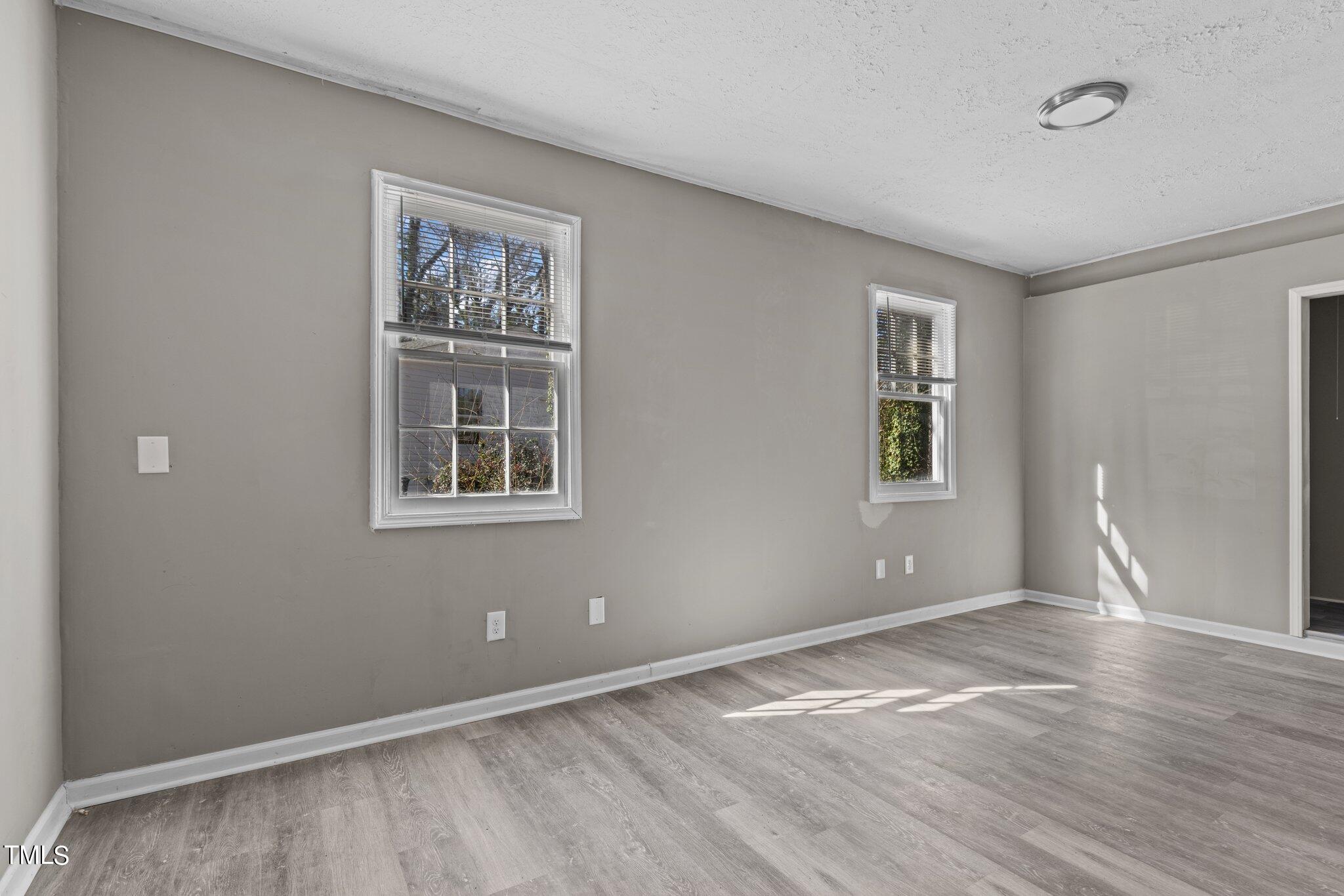 608 Essington Place Raleigh, NC 27603 - Photo 17 of 43 21-web-or-mls-8Y3A0208