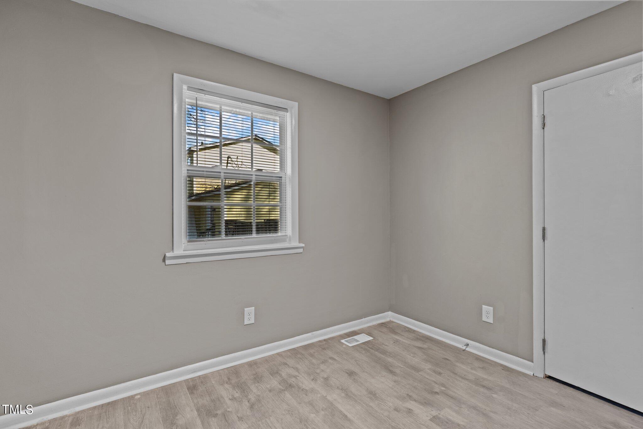 608 Essington Place Raleigh, NC 27603 - Photo 21 of 43 25-web-or-mls-8Y3A0228