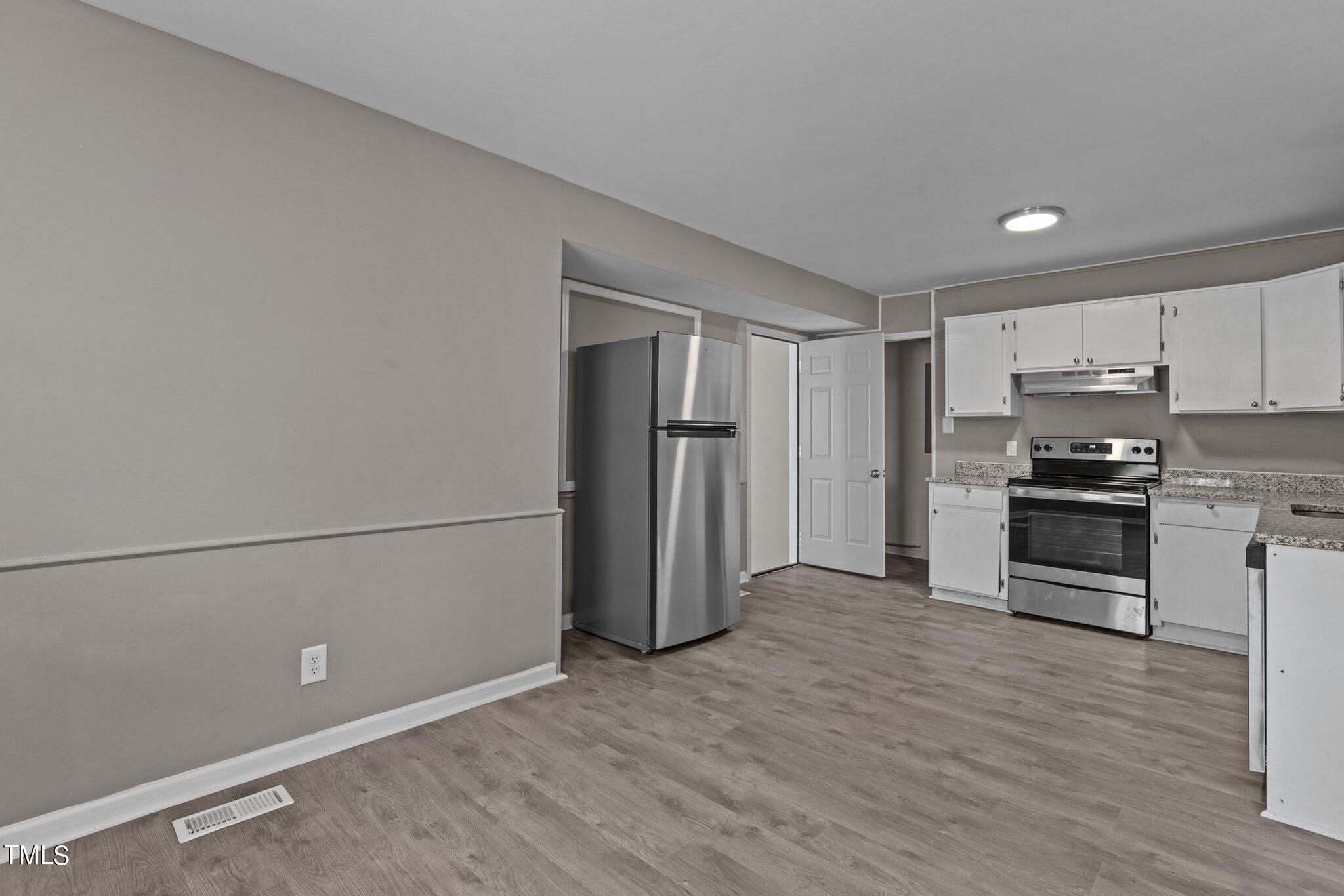 608 Essington Place Raleigh, NC 27603 - Photo 8 of 43 12-web-or-mls-8Y3A0163