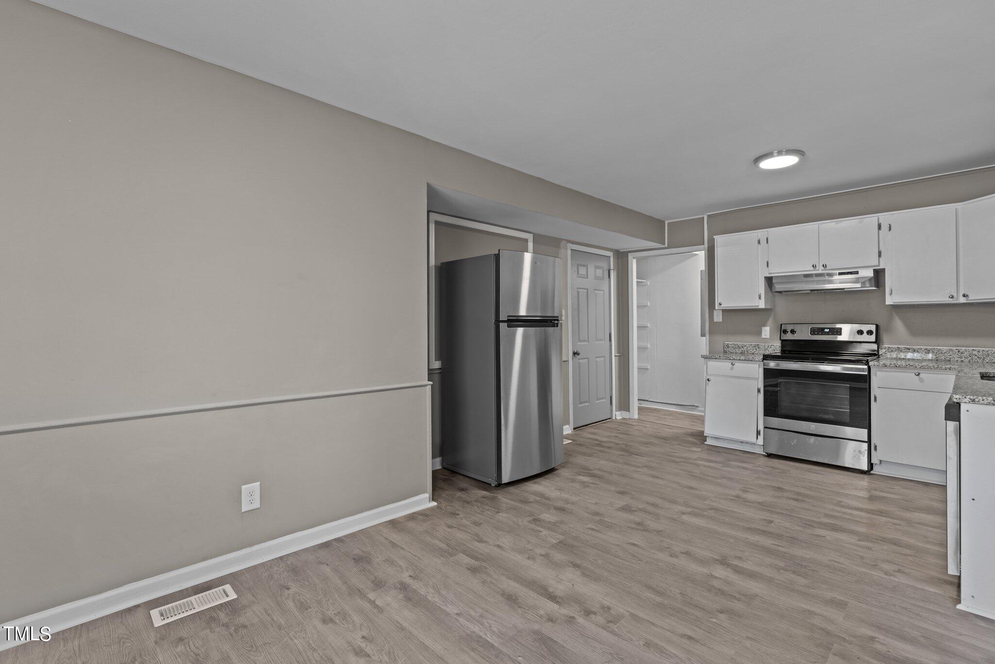 608 Essington Place Raleigh, NC 27603 - Photo 9 of 43 13-web-or-mls-8Y3A0168