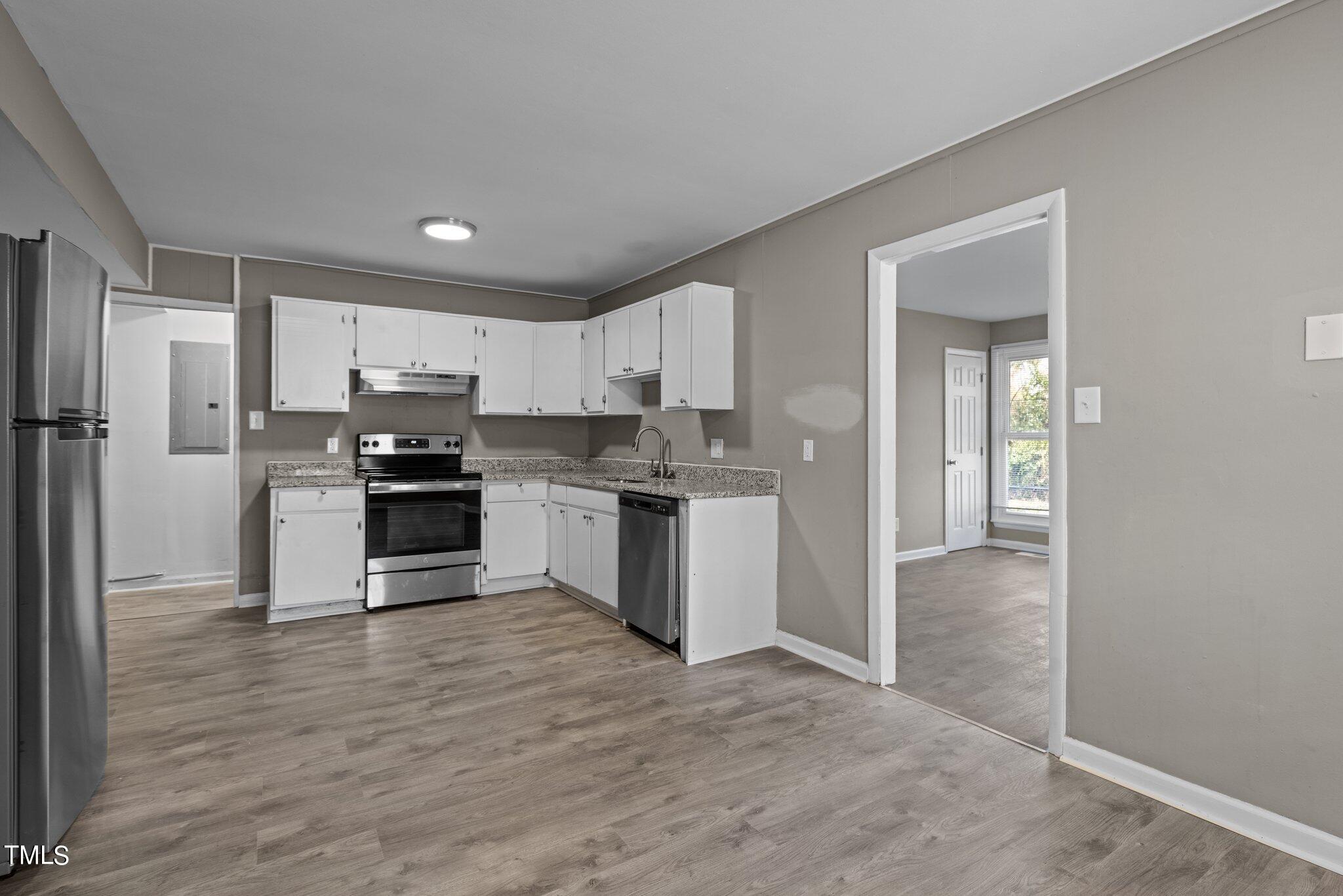 608 Essington Place Raleigh, NC 27603 - Photo 10 of 43 14-web-or-mls-8Y3A0173