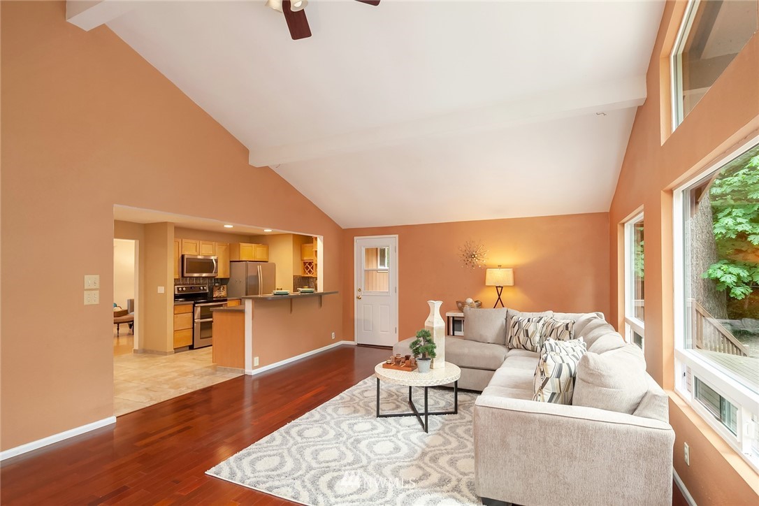 17317 Southeast 149th Street Renton, WA 98059 - Photo 11 of 20 Gallery Image 11