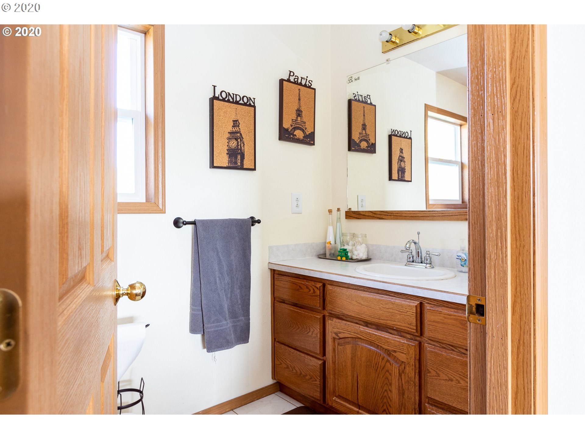 14700 North Bank Road Roseburg, OR 97470 - Photo 17 of 30 Gallery Image 17
