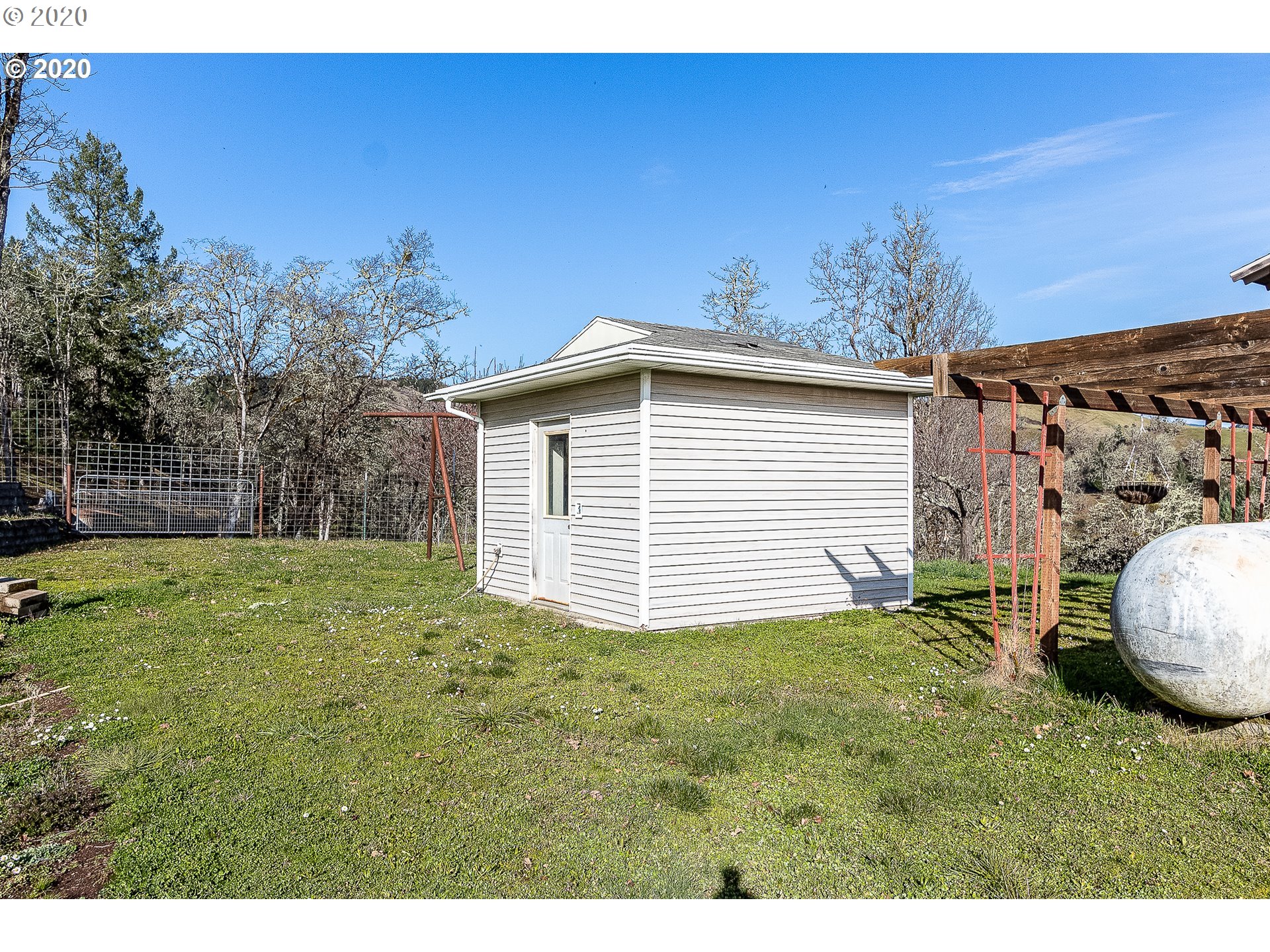 14700 North Bank Road Roseburg, OR 97470 - Photo 27 of 30 Gallery Image 27