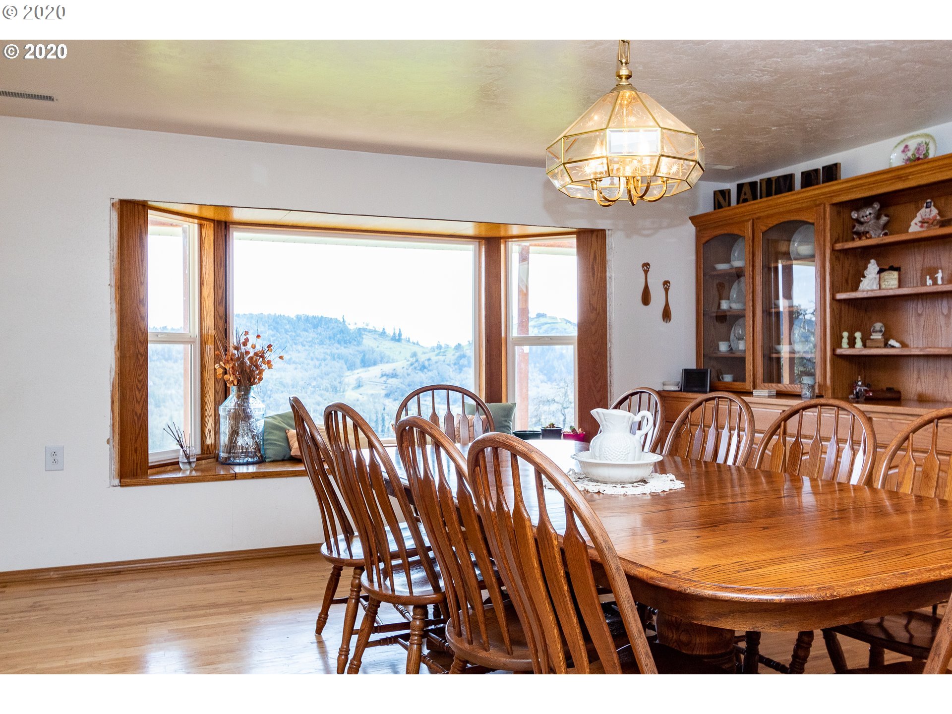 14700 North Bank Road Roseburg, OR 97470 - Photo 9 of 30 Gallery Image 9