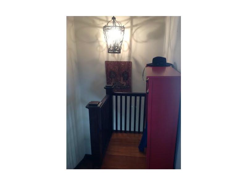 68 Rochambeau Avenue Providence, RI 02906 - Photo 4 of 15 Entry.