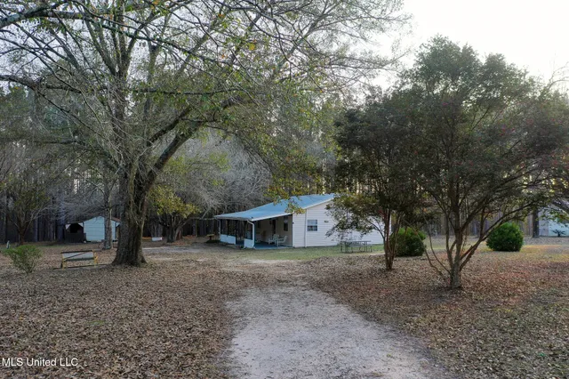 $334,900 | 627 Magnolia Road, Lumberton, MS 39455