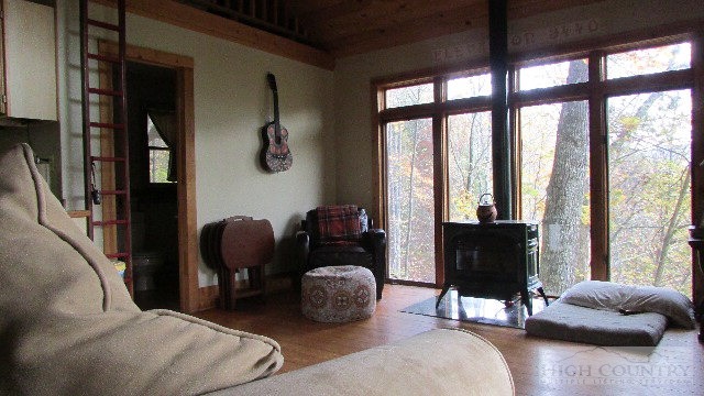 536 Bluestone Wild Road Banner Elk, NC 28604 - Photo 3 of 25 Gallery Image 3