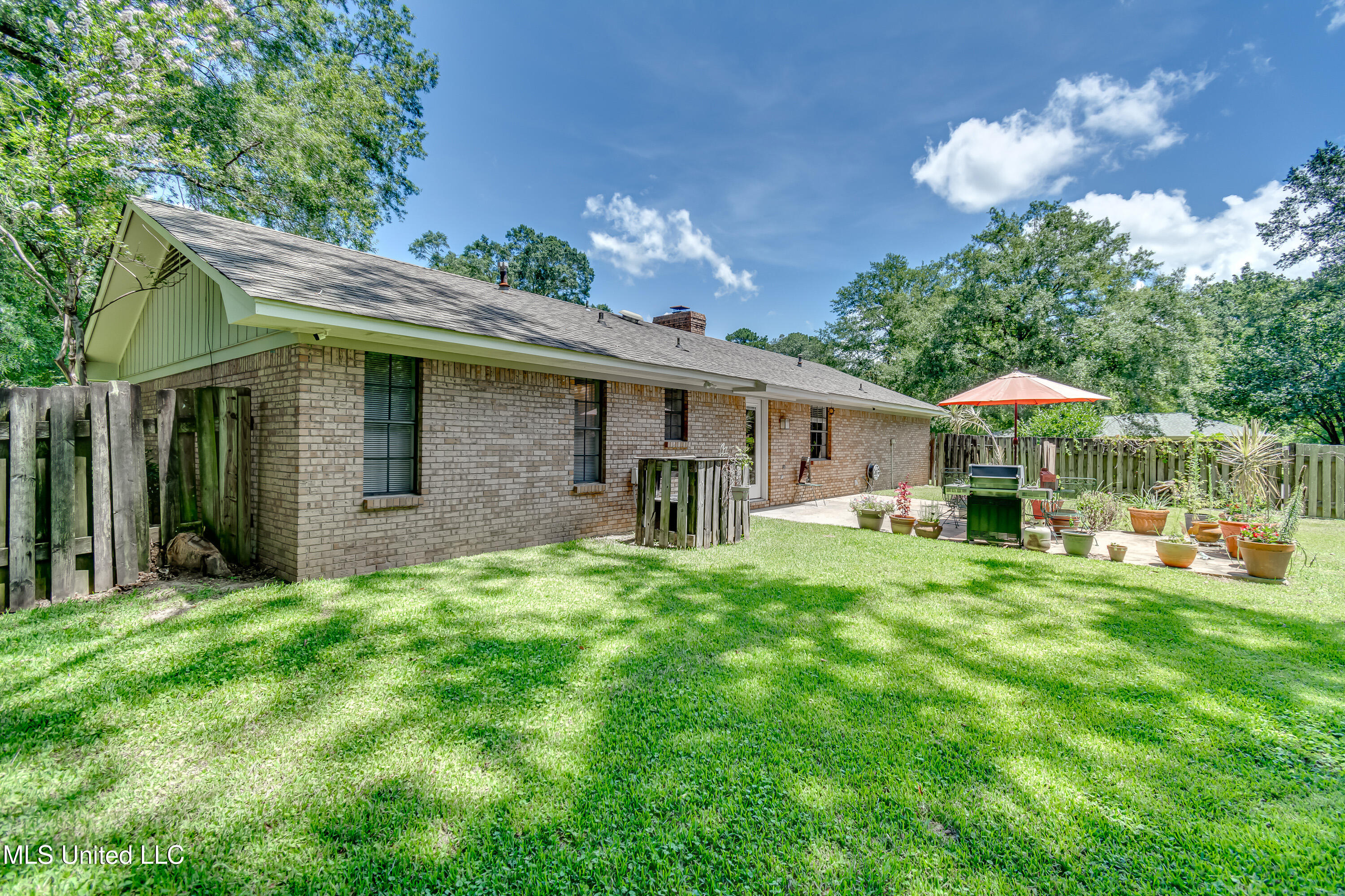 103 Middle Ridge Drive Florence, MS 39073 - Photo 60 of 62 103 Middle Ridge Dr-17