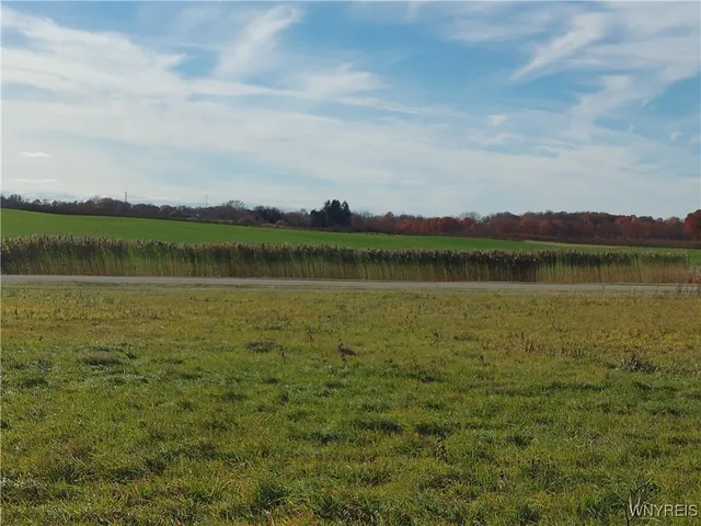 $84,900 | 1269 Lakeshore Terrace, Newfane, NY 14008