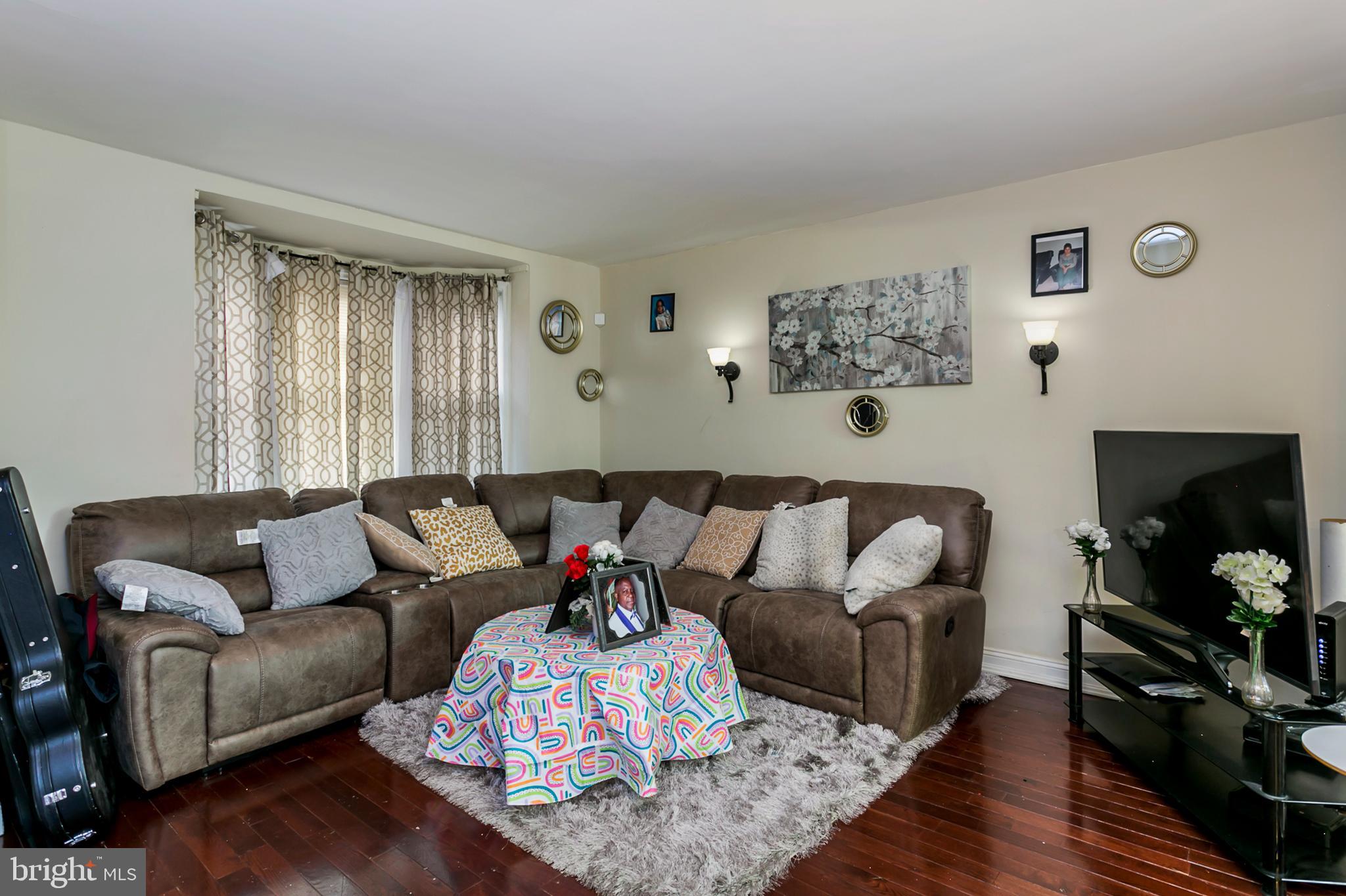 1642 Kingsway Road Baltimore, MD 21218 - Photo 8 of 15