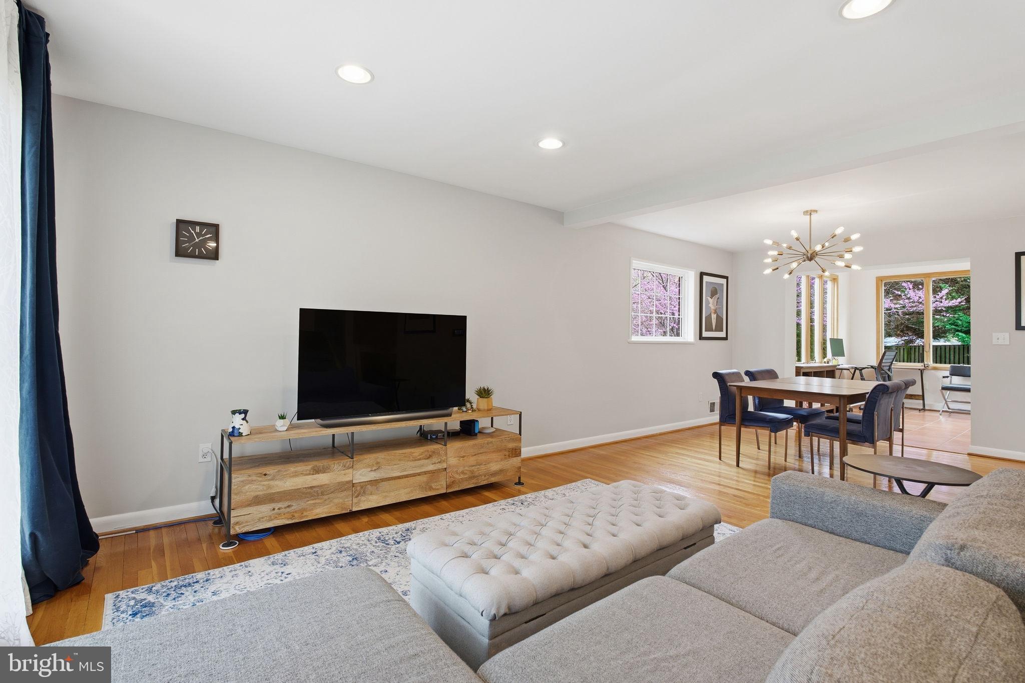 7713 Massena Road Bethesda, MD 20817 - Photo 11 of 34