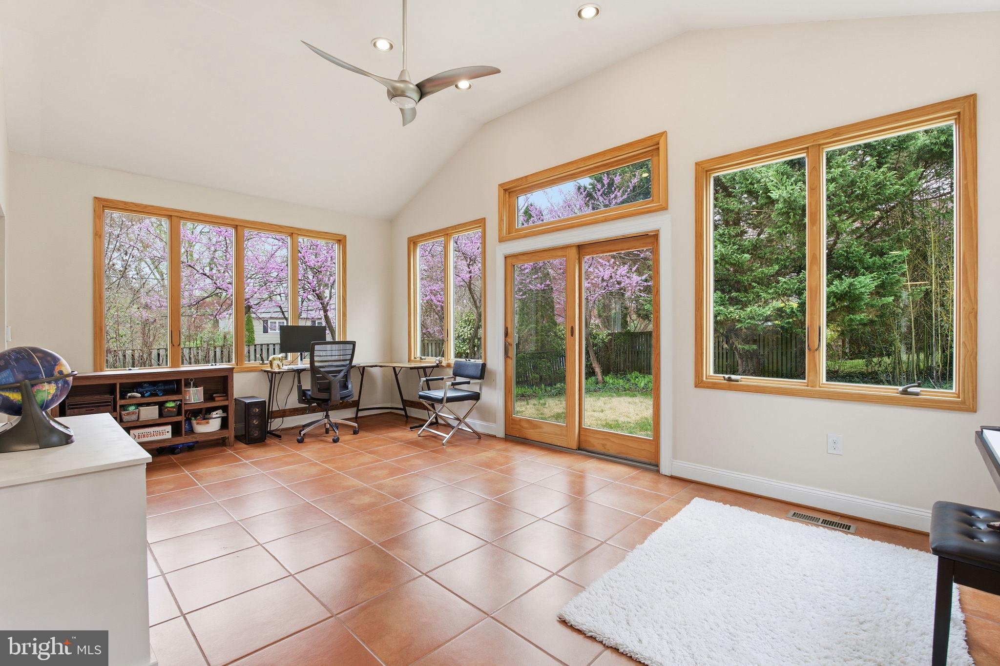 7713 Massena Road Bethesda, MD 20817 - Photo 12 of 34