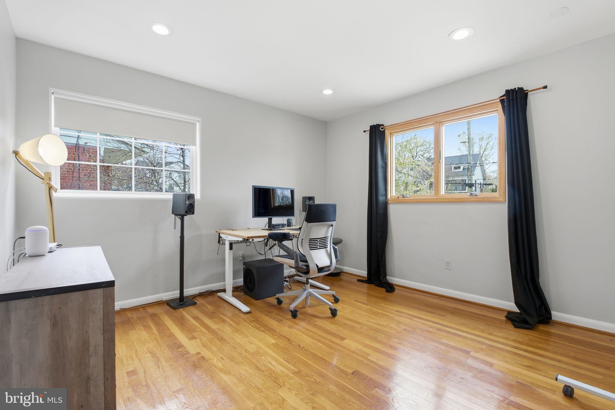 7713 Massena Road Bethesda, MD 20817 - Photo 19 of 34