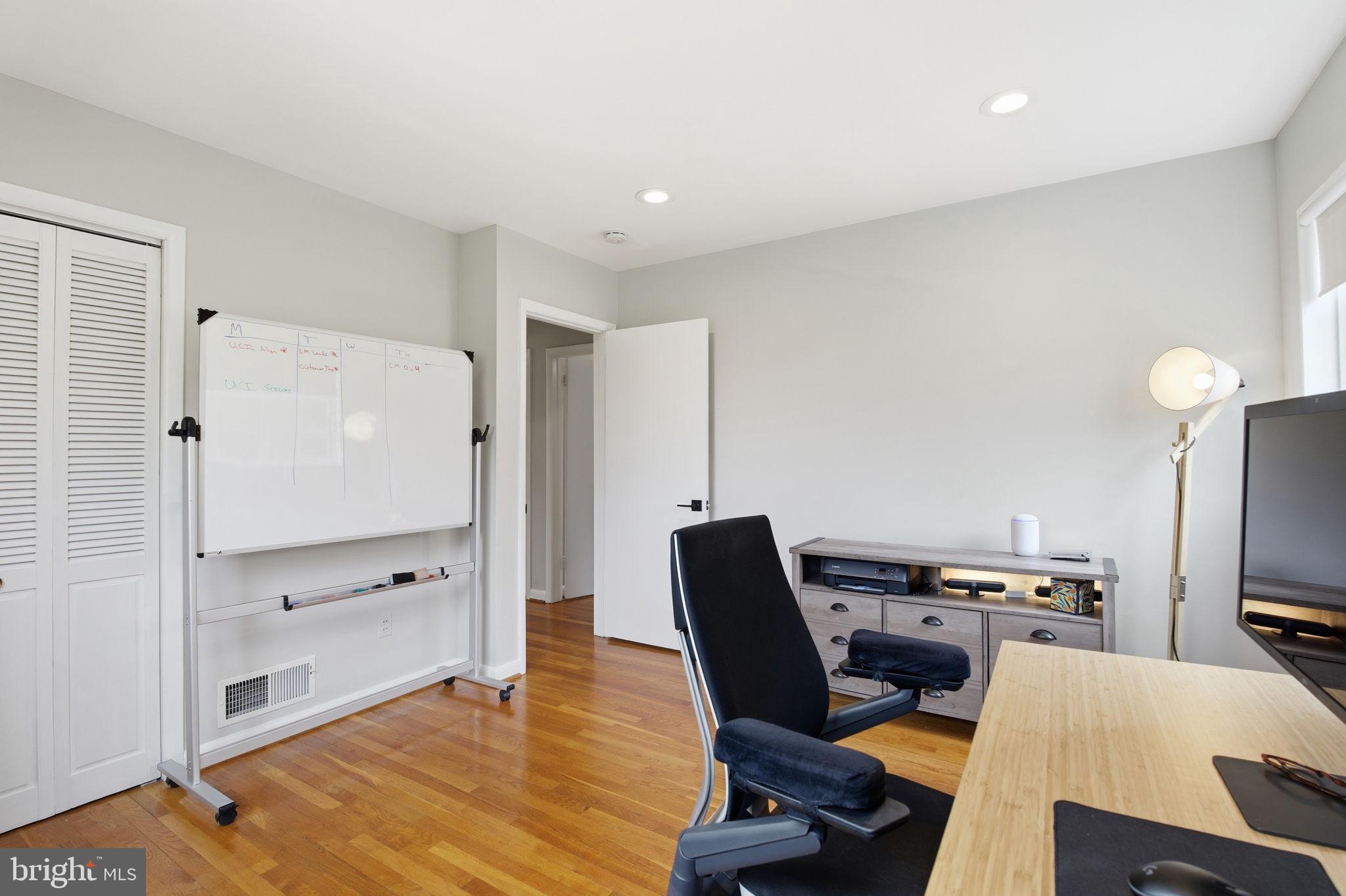 7713 Massena Road Bethesda, MD 20817 - Photo 21 of 34