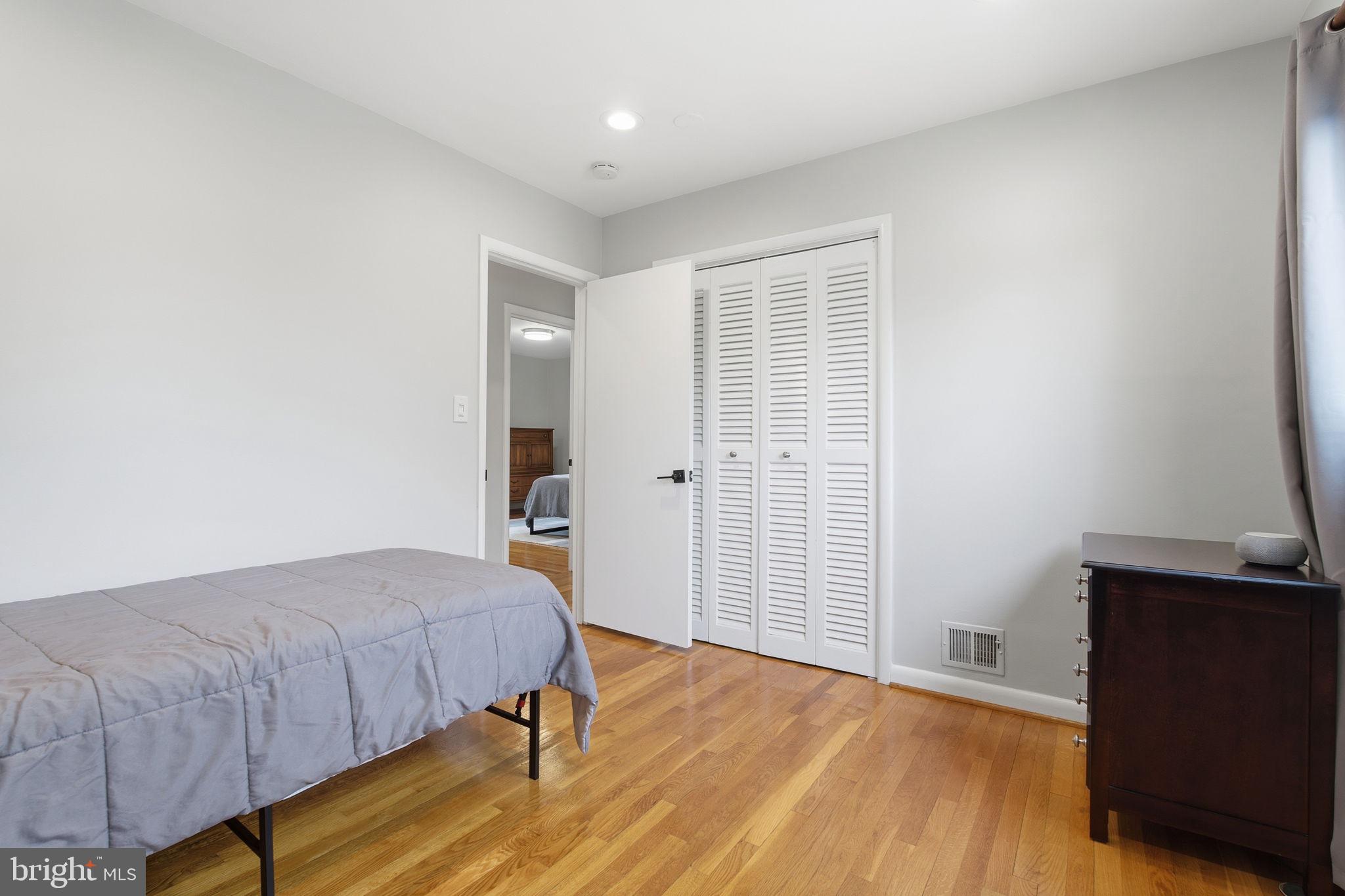 7713 Massena Road Bethesda, MD 20817 - Photo 23 of 34