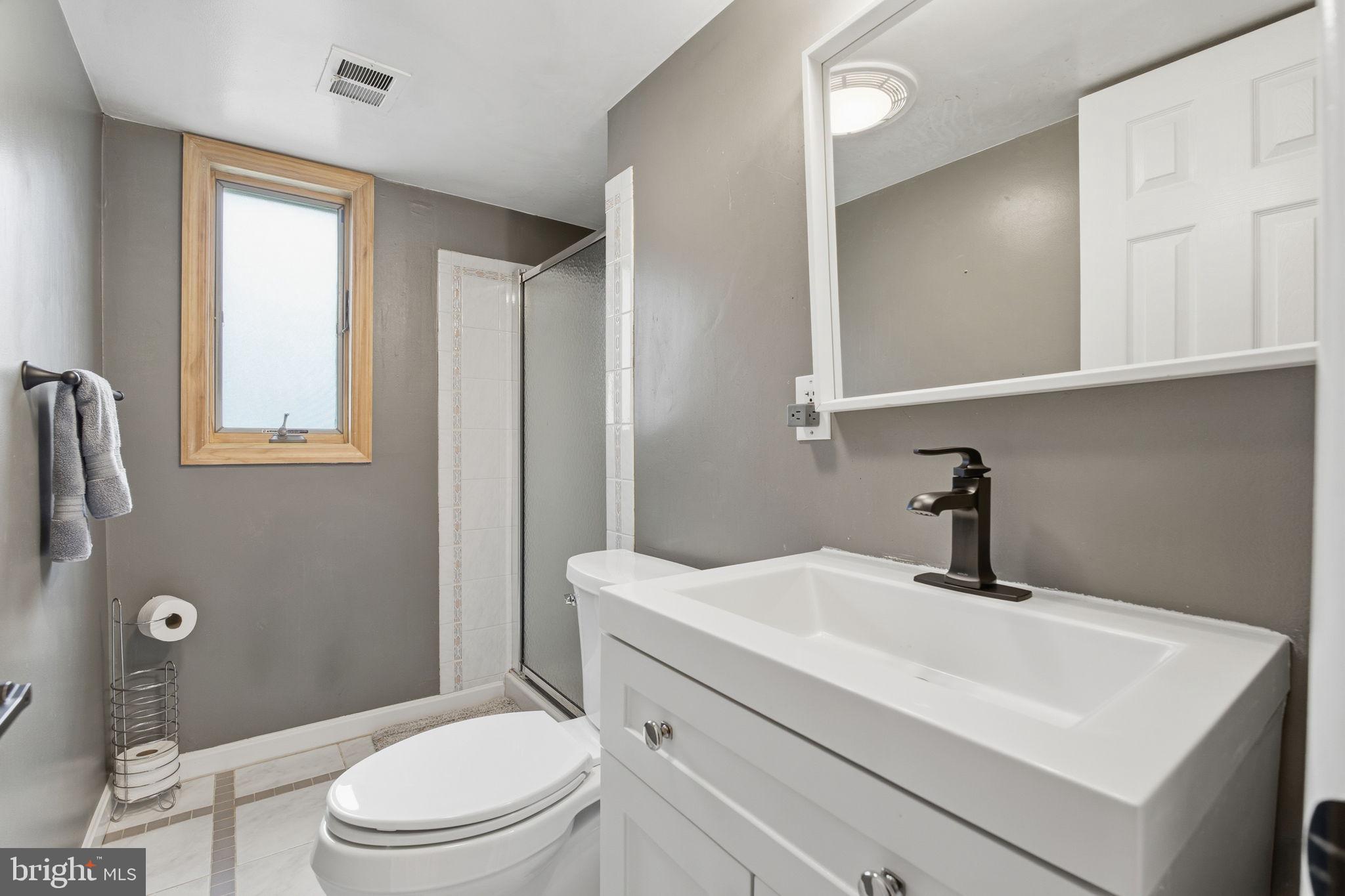 7713 Massena Road Bethesda, MD 20817 - Photo 28 of 34