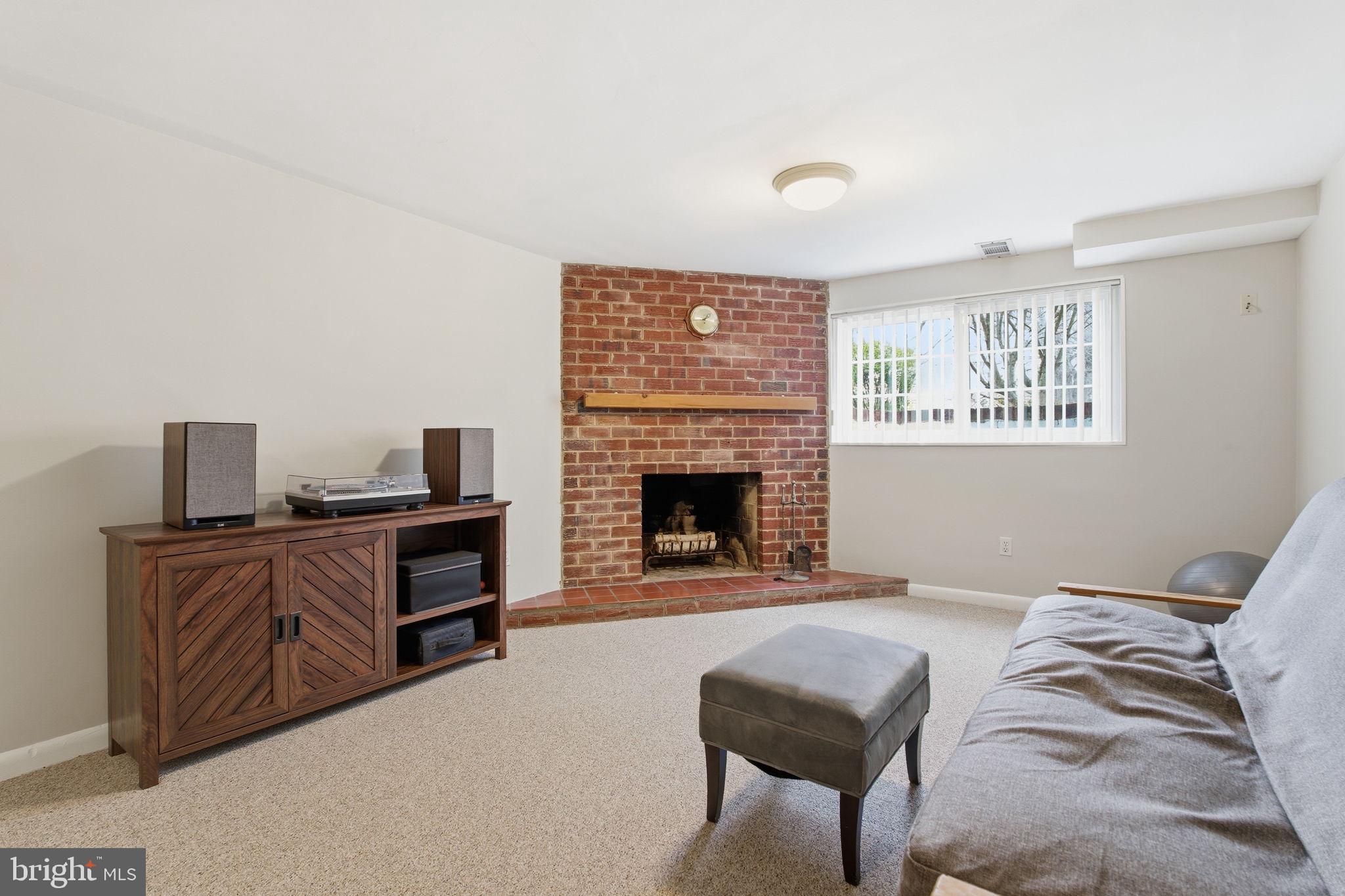 7713 Massena Road Bethesda, MD 20817 - Photo 30 of 34