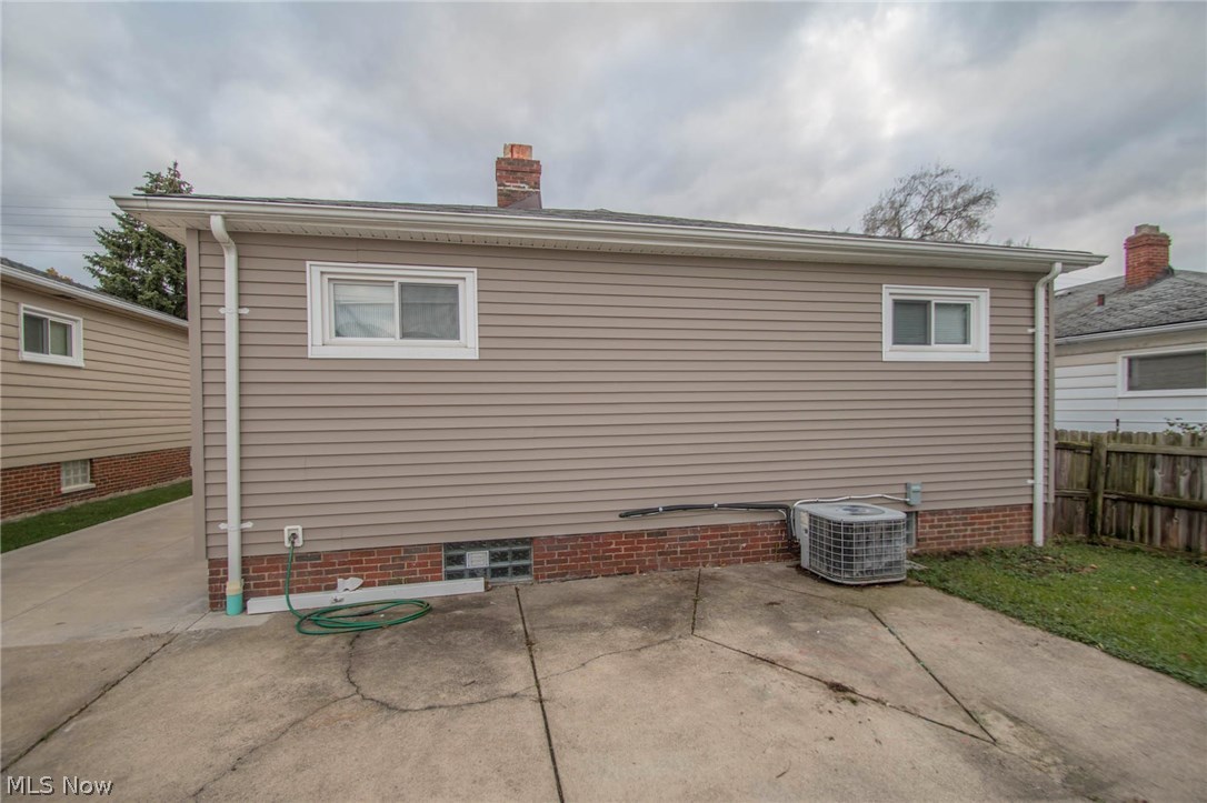 11160 Snow Road Parma, OH 44130 - Photo 34 of 34