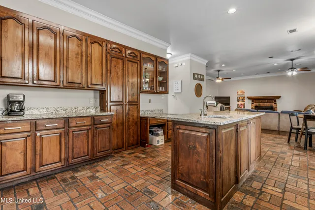 $450,000 | 2013 Rue Ulysse, Biloxi, MS 39531