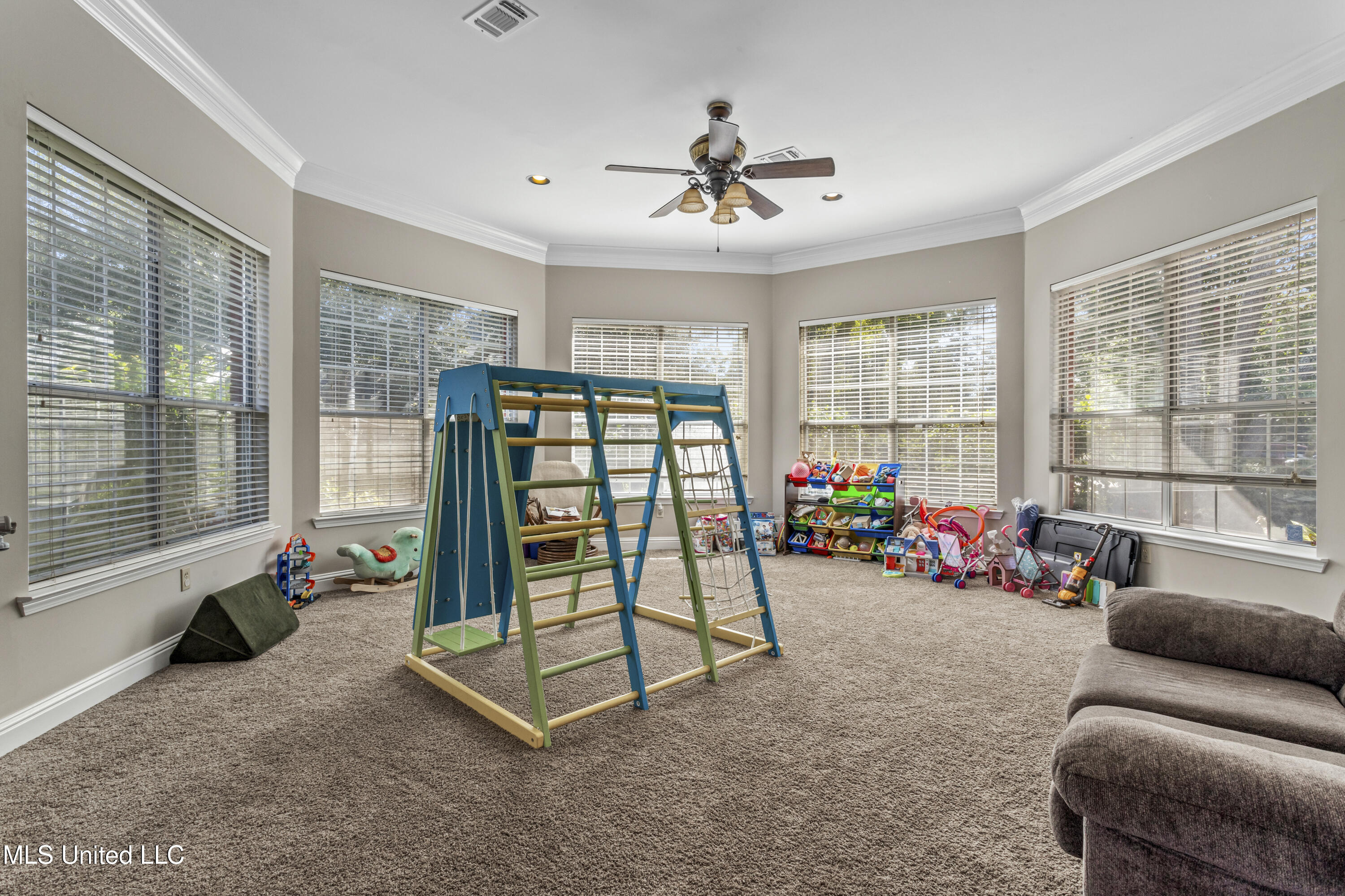 2013 Rue Ulysse Biloxi, MS 39531 - Photo 17 of 35 018