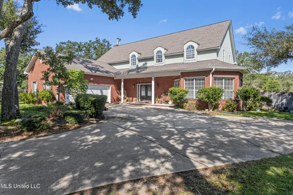 $450,000 | 2013 Rue Ulysse, Biloxi, MS 39531